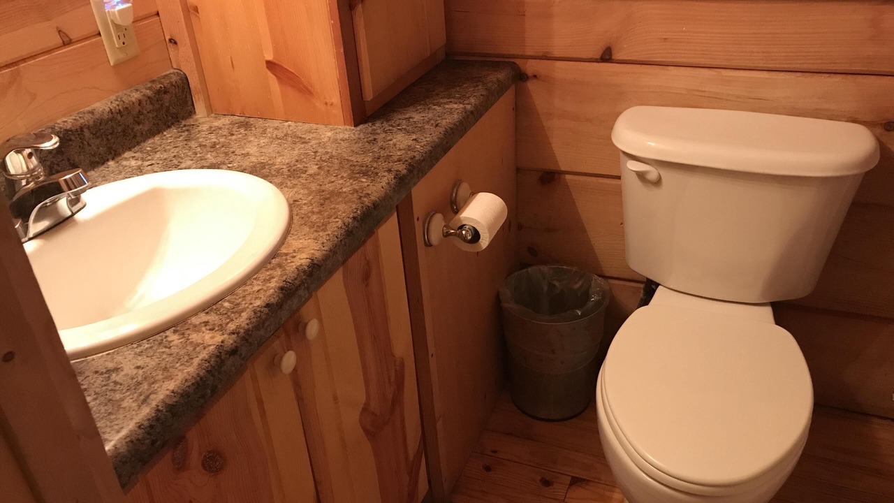 Photo of Bathroom in Candler