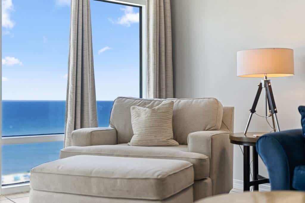 Photo of Livingroom in Pensacola Beach
