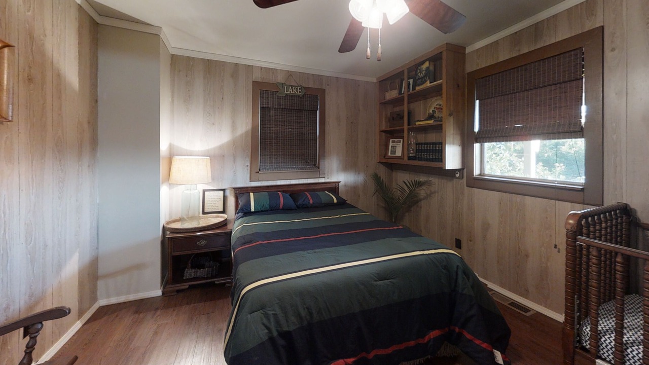 Photo of Bedroom in Cookson