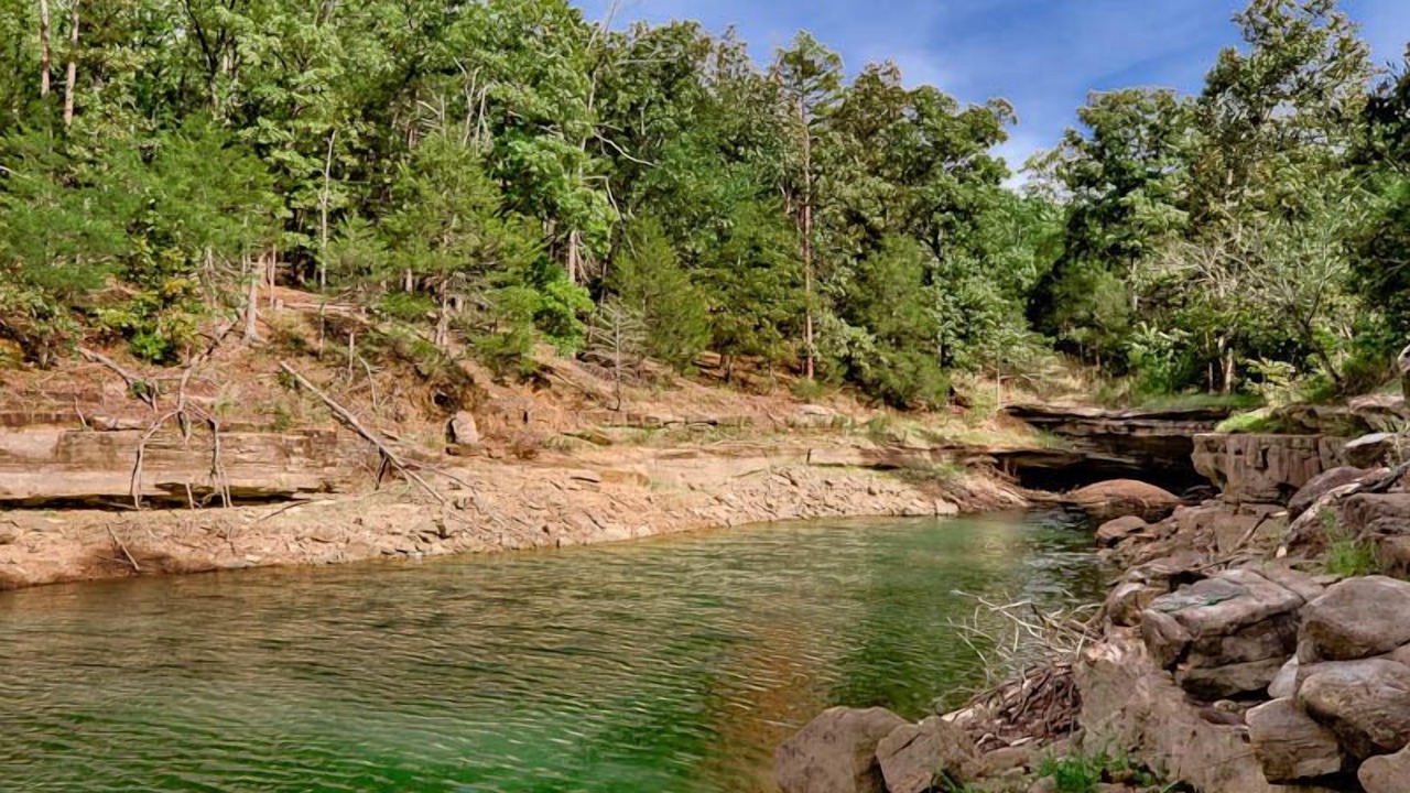 Photo of Others in Big Clifty Shores