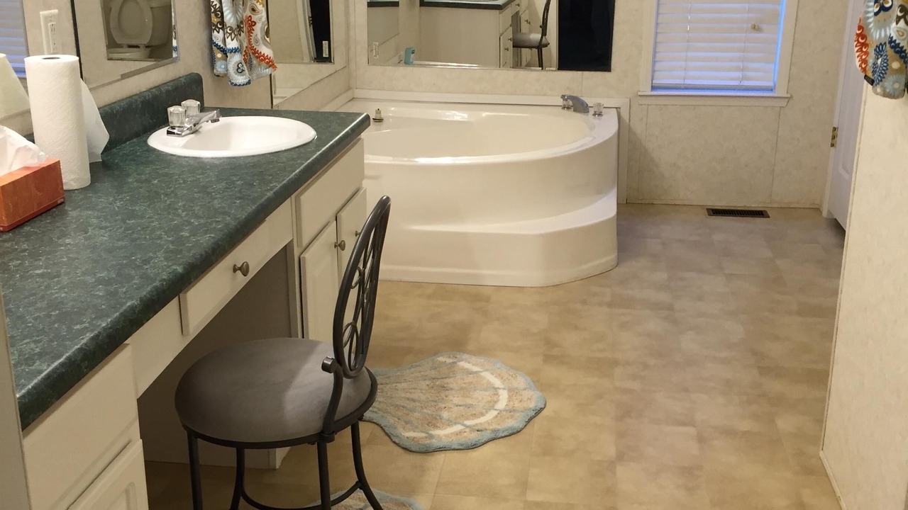 Photo of Bathroom in Ideal