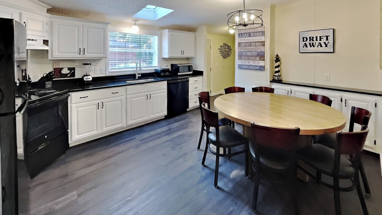 Photo of Kitchen in Put-in-Bay