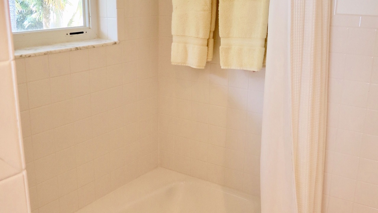 Photo of Bathroom in Sugarloaf Shores
