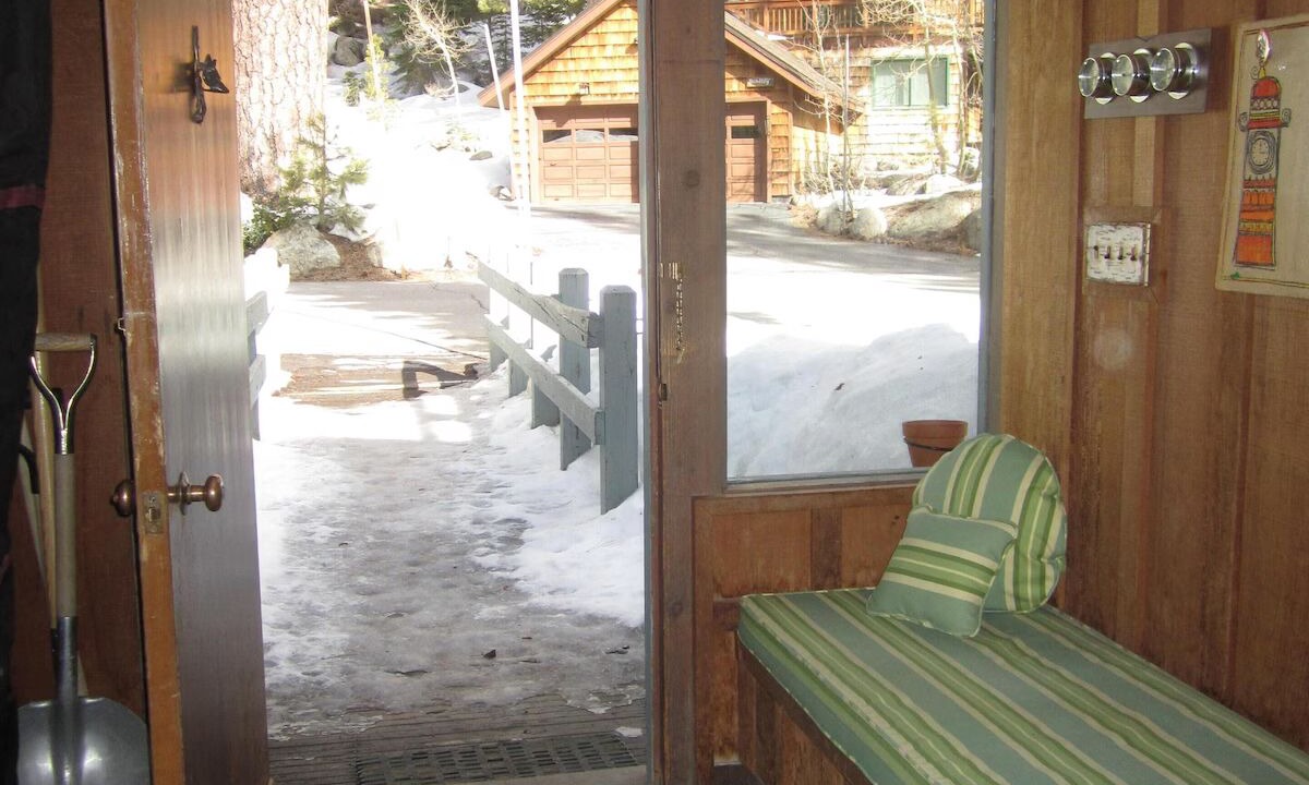 Photo of Bedroom in Alpine Meadows