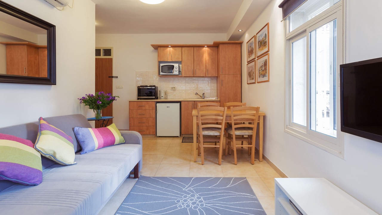 Photo of Livingroom in Emek Refaim