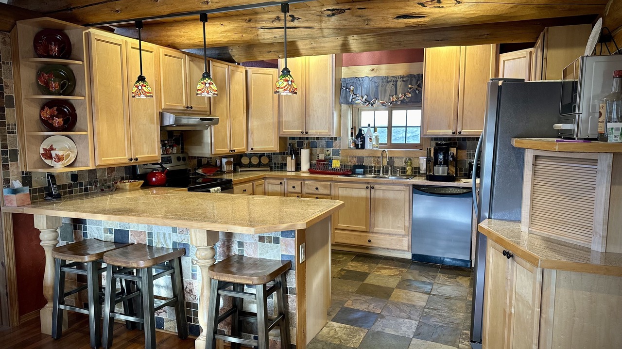Photo of Kitchen in Hill City