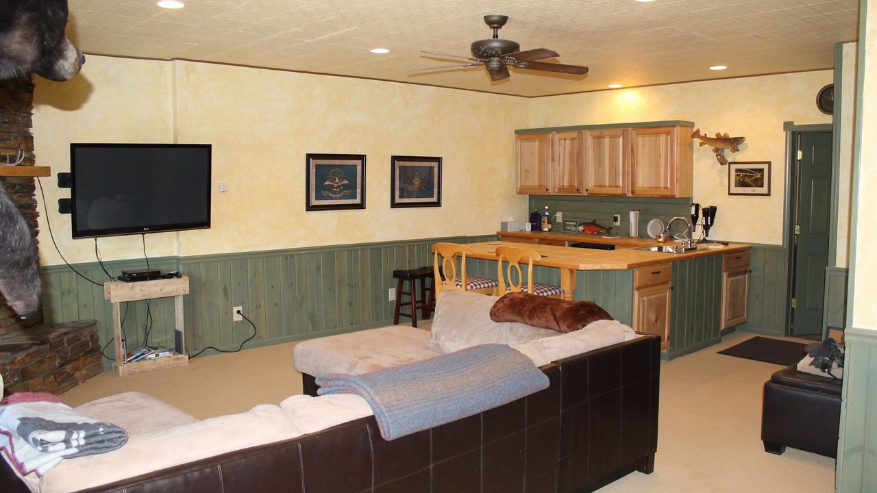 Photo of Livingroom in Hill City