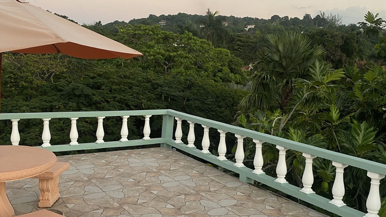 Photo of Patio Balcony in Runaway Bay