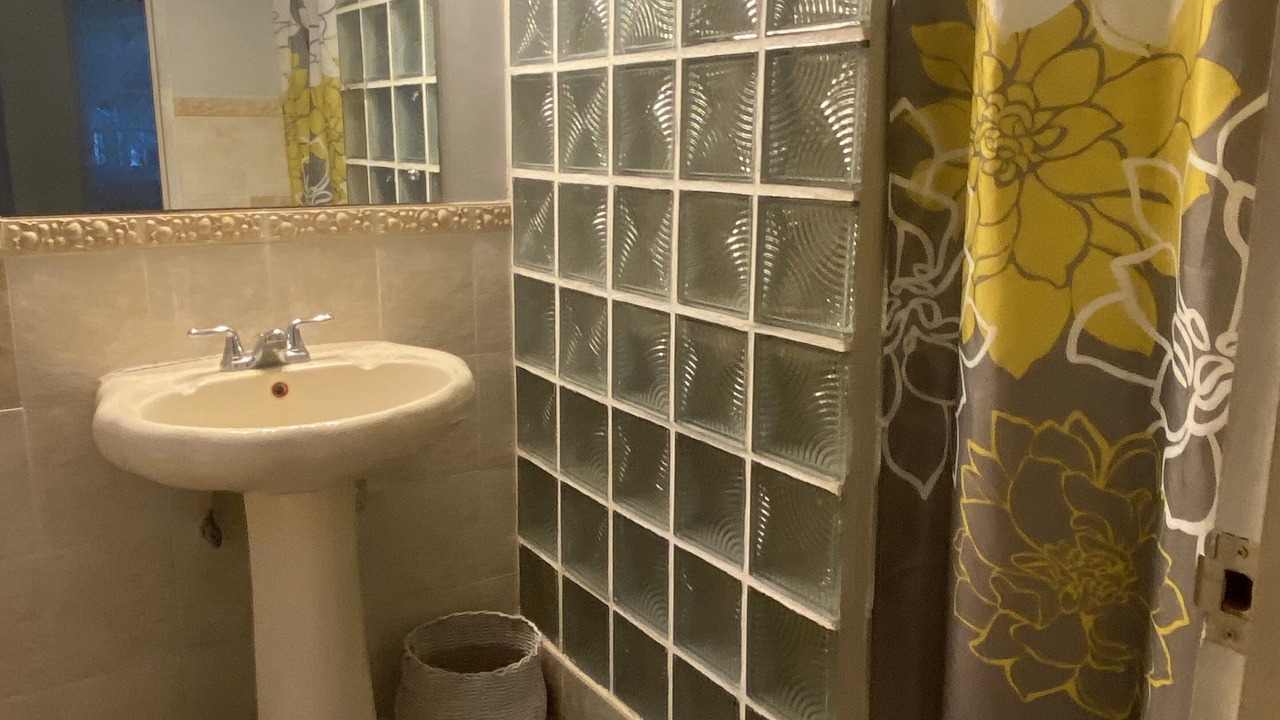 Photo of Bathroom in Runaway Bay