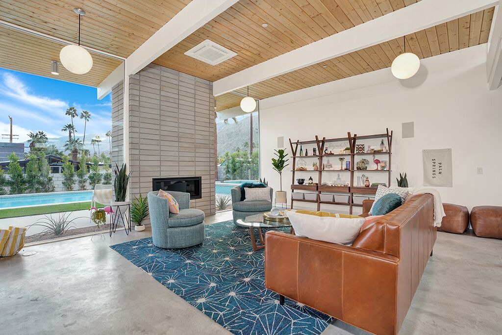 Photo of Livingroom in Tahquitz River Estates