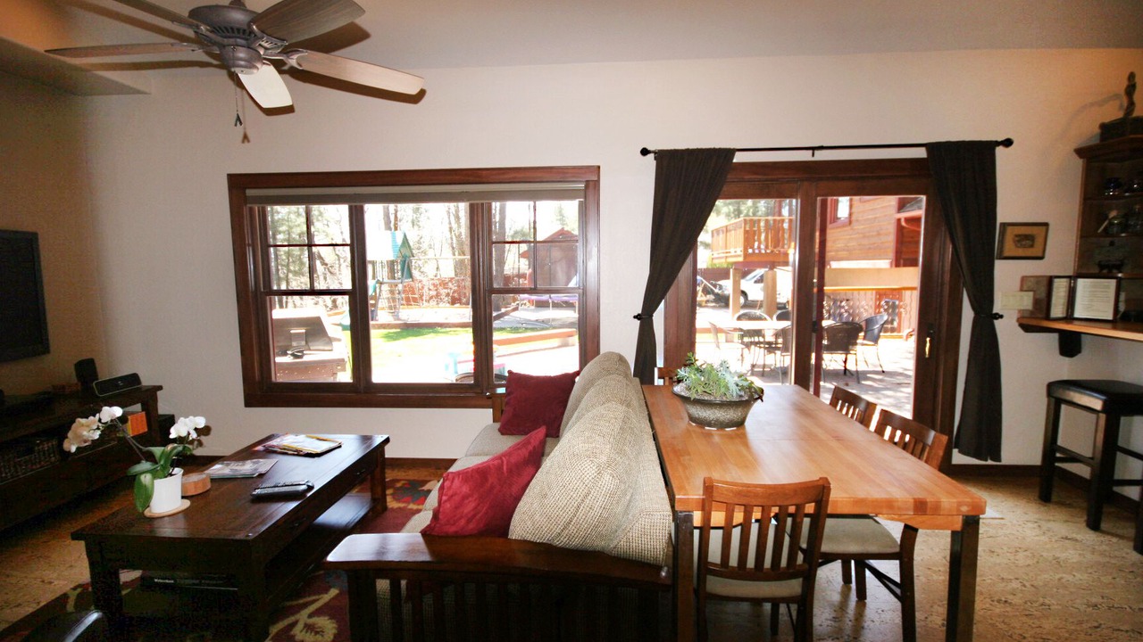 Photo of Livingroom in Cherry Hill