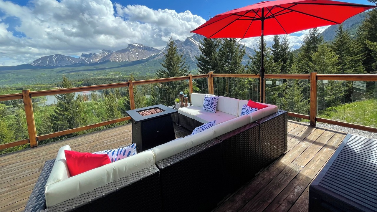 Photo of Patio Balcony in Alberta