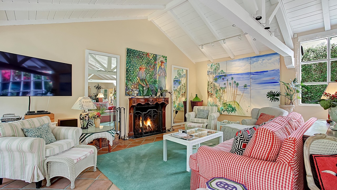 Photo of Livingroom in Montecito