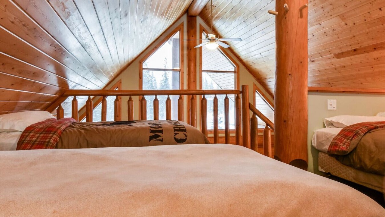 Photo of Bedroom in Golden