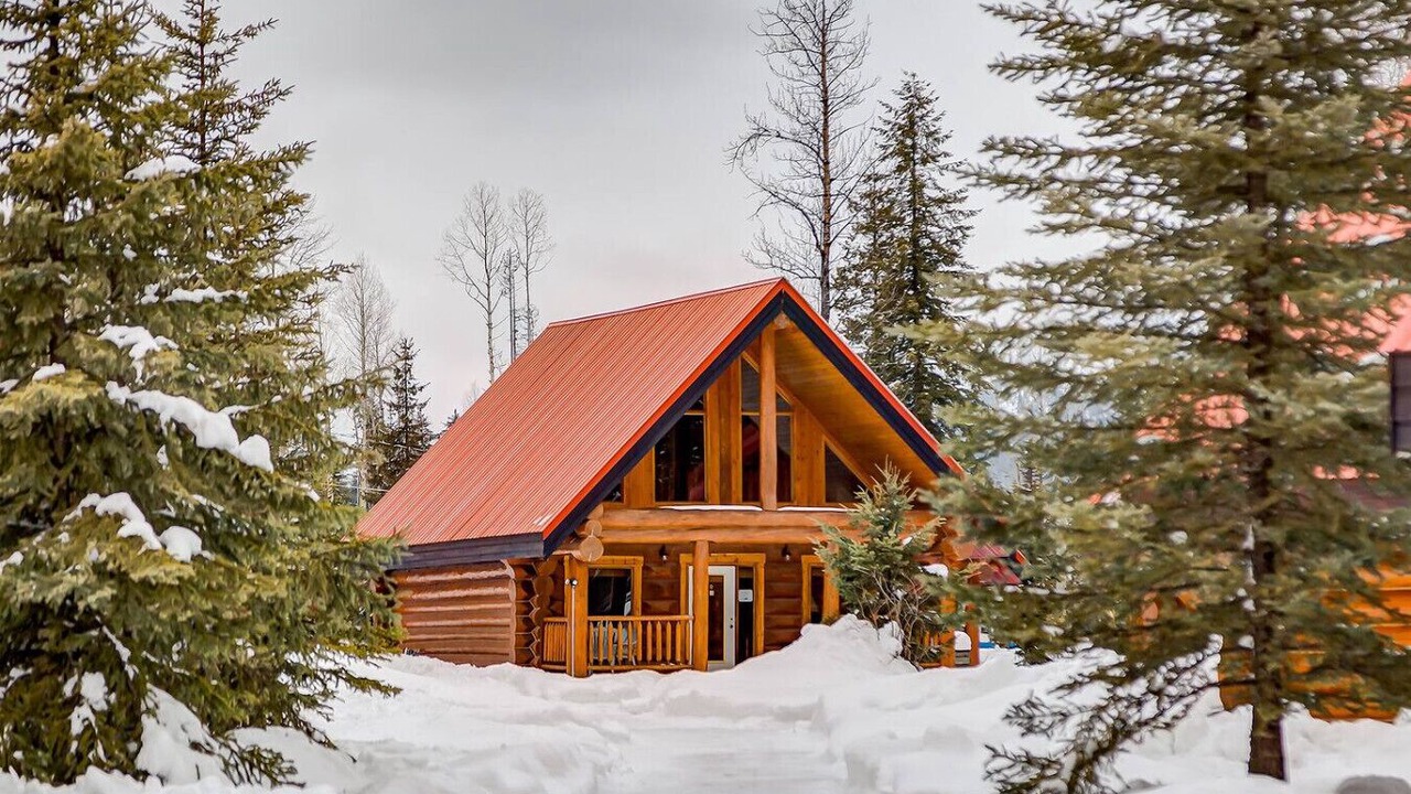 Photo of Outdoor in Golden