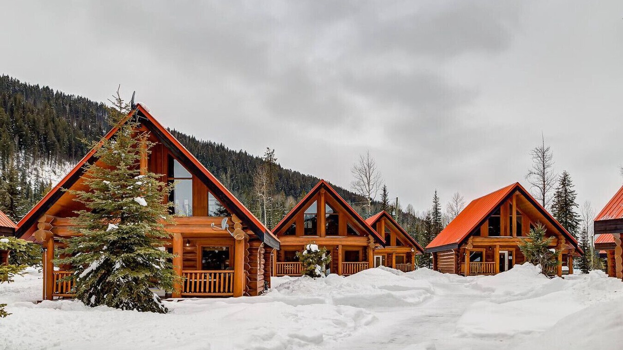 Photo of Outdoor in Golden