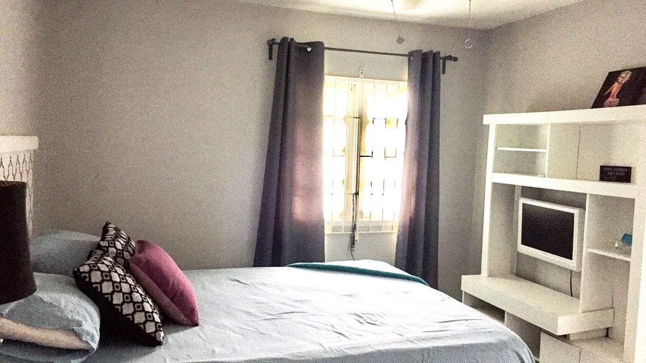 Photo of Bedroom in West Gate Hills