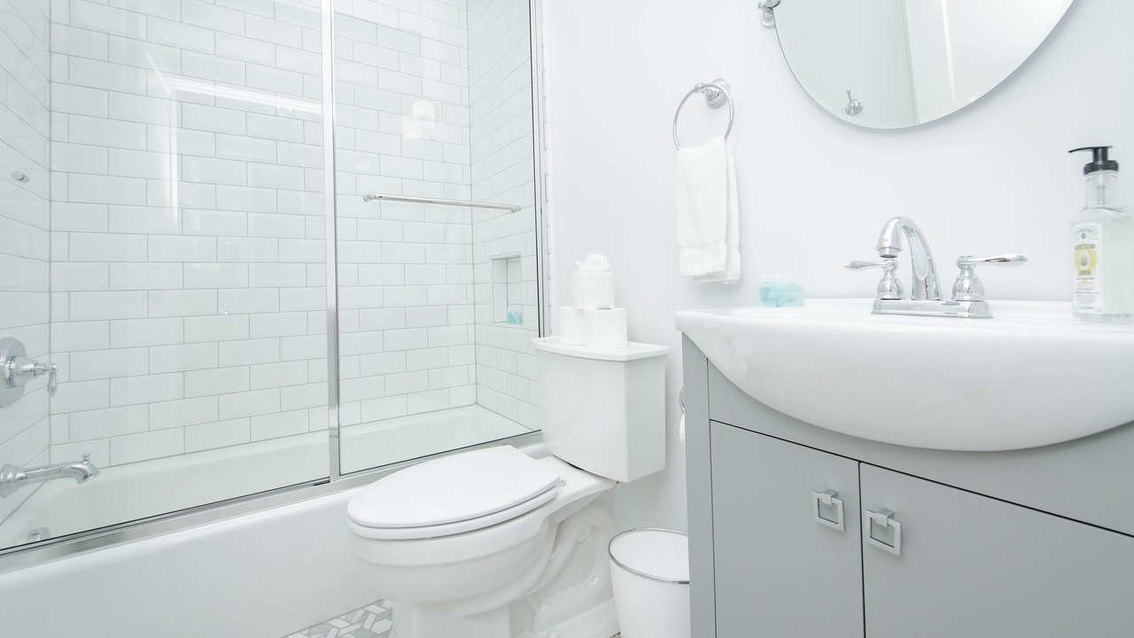 Photo of Bathroom in Cannonborough Elliotborough