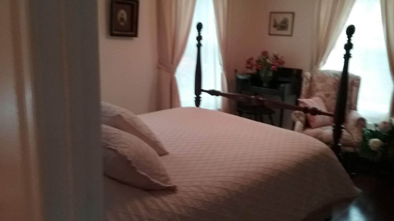 Photo of Bedroom in Lamoine