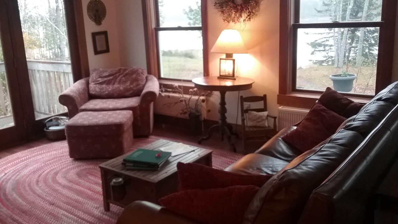 Photo of Livingroom in Lamoine