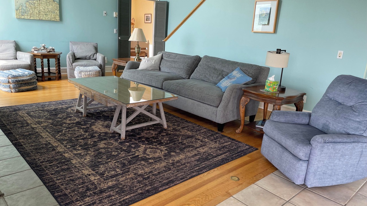 Photo of Livingroom in Beaver Island