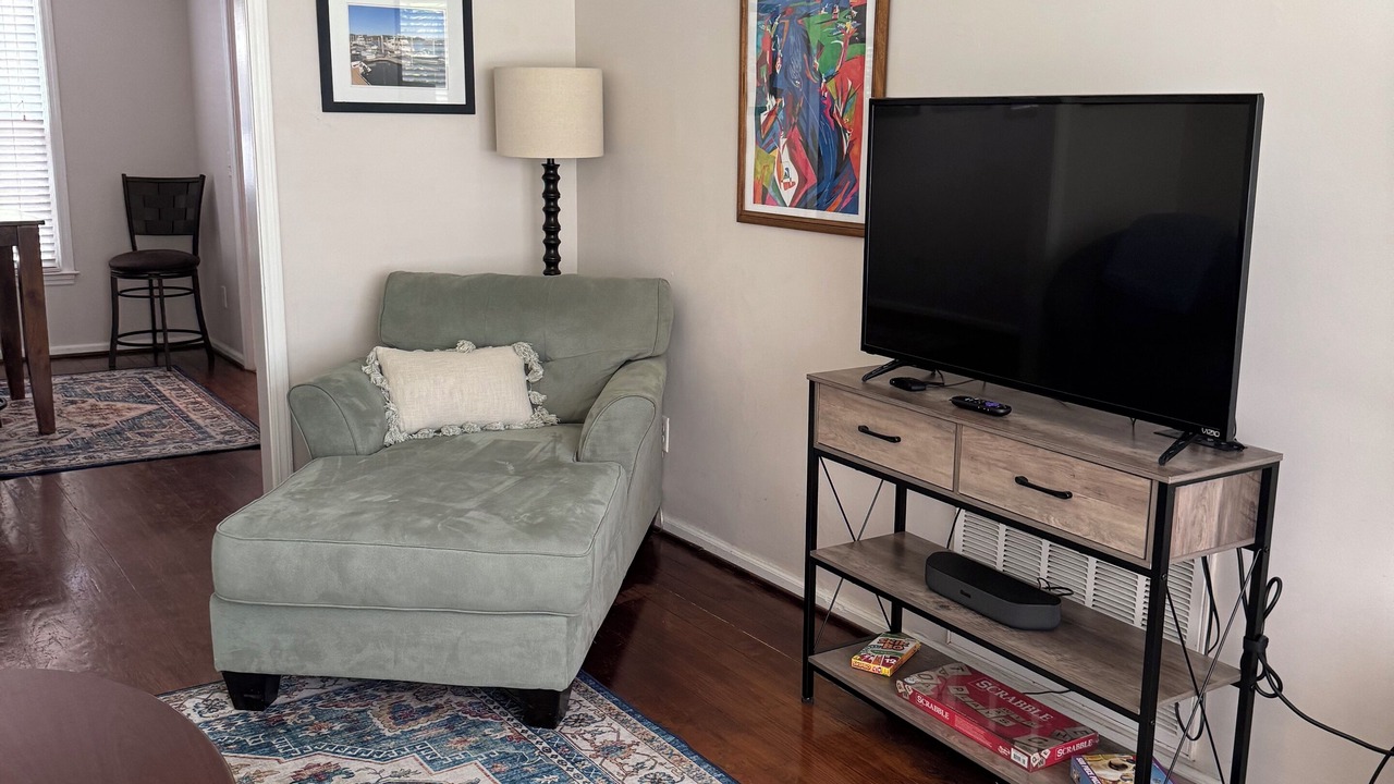 Photo of Livingroom in Mount Pleasant