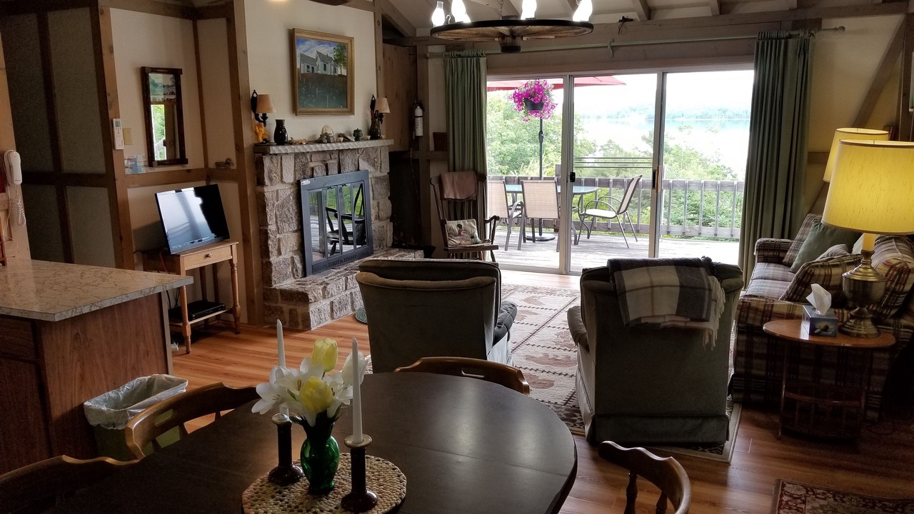 Photo of Livingroom in Hall Quarry