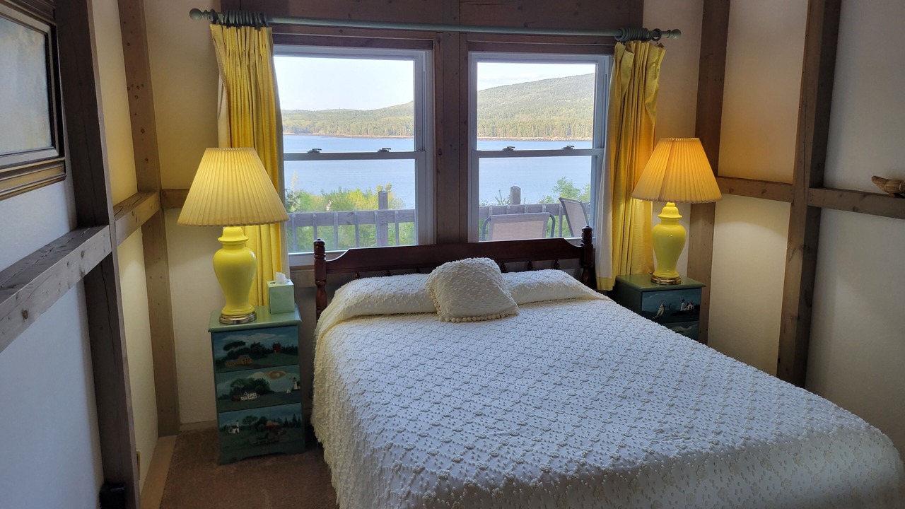 Photo of Bedroom in Hall Quarry