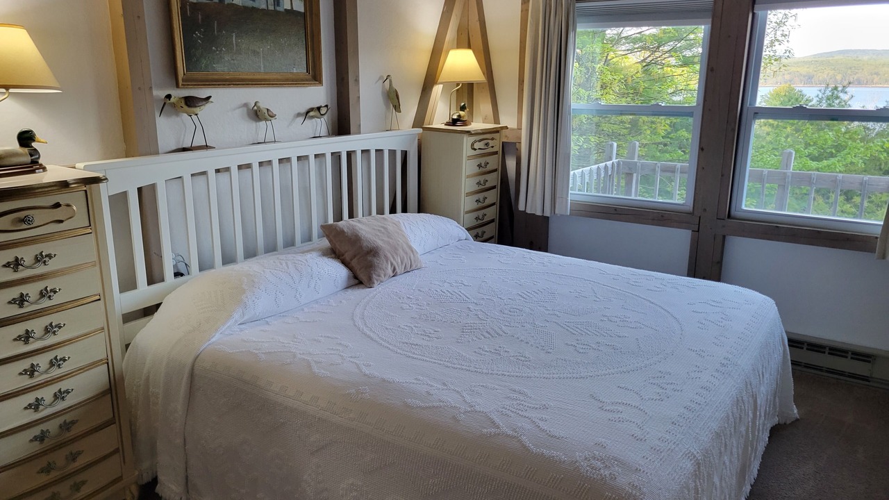 Photo of Bedroom in Hall Quarry