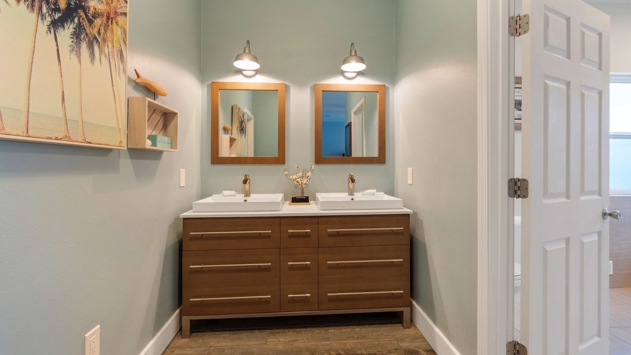 Photo of Bathroom in Navarre Beach