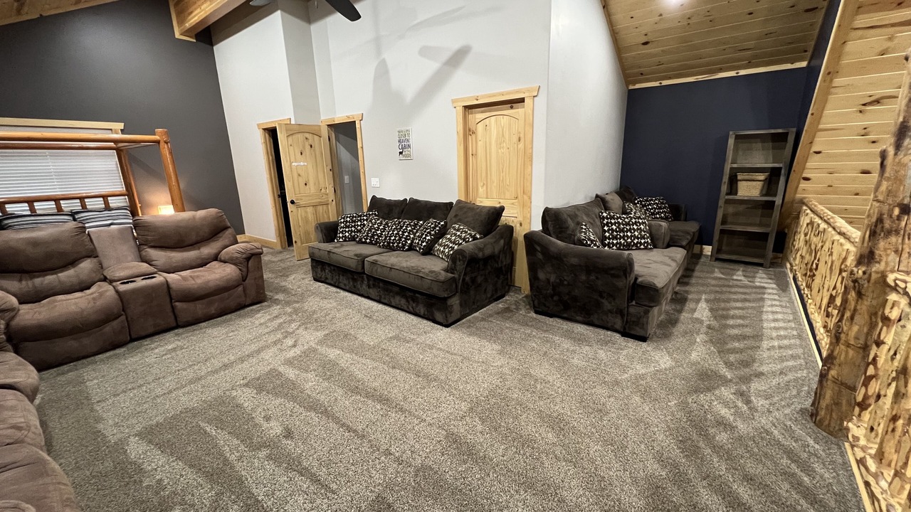 Photo of Livingroom in Duck Creek Village