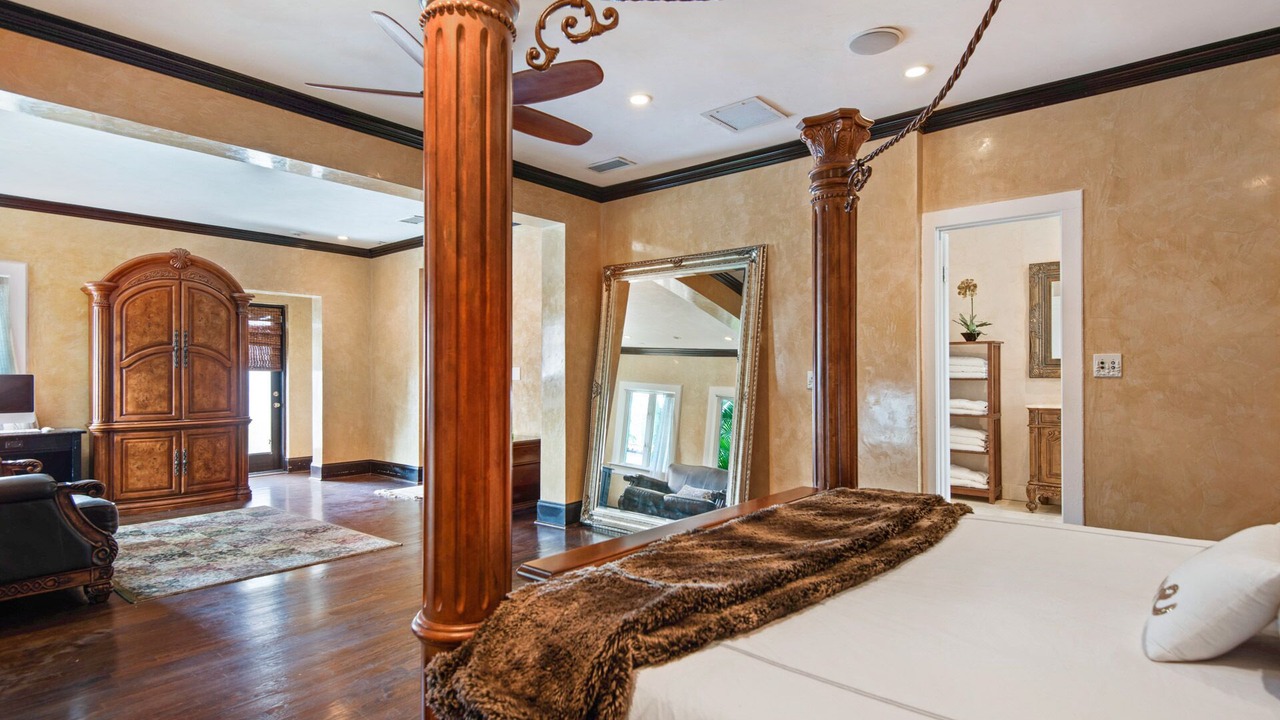 Photo of Bedroom in Davis Islands