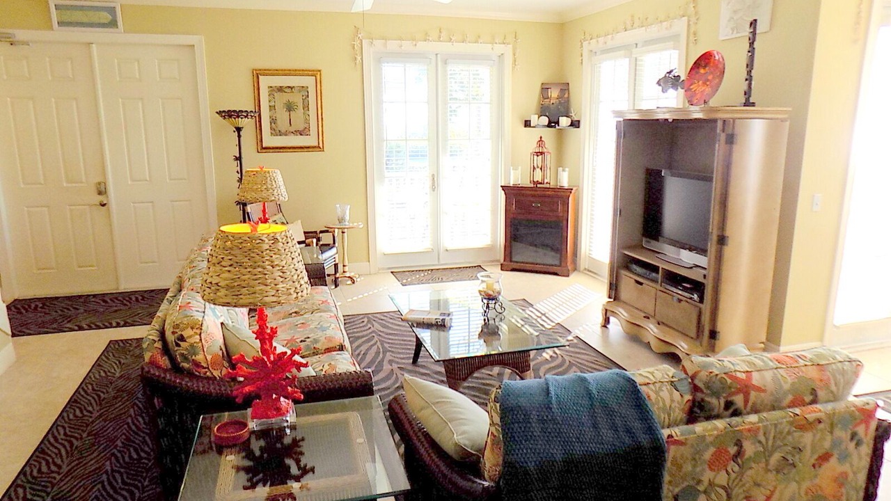 Photo of Livingroom in Islamorada