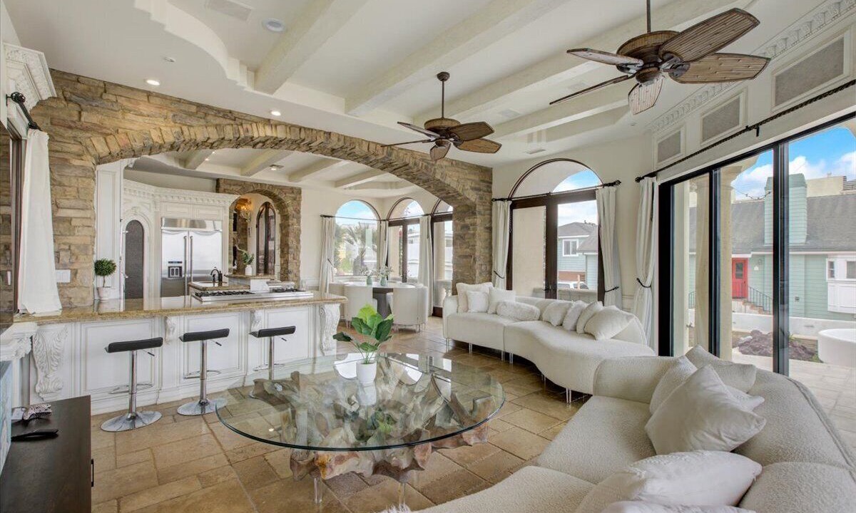 Photo of Livingroom in Hermosa Beach