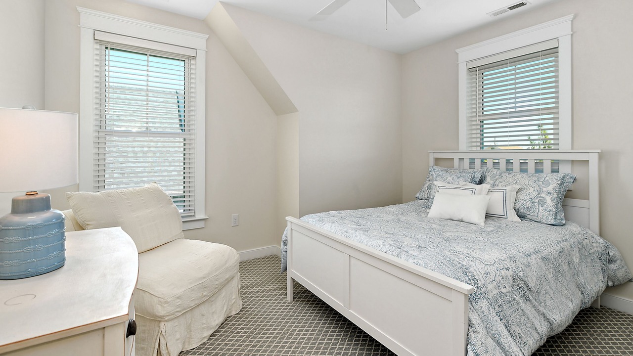 Photo of Bedroom in Fenwick Island