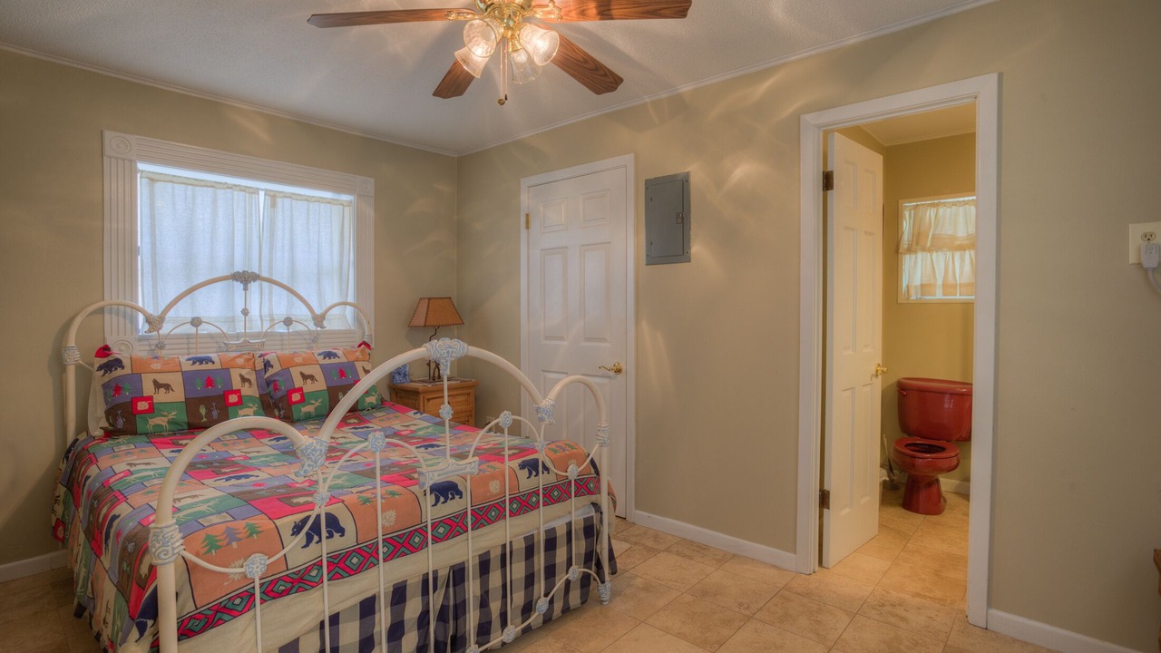 Photo of Bathroom in Uvalde