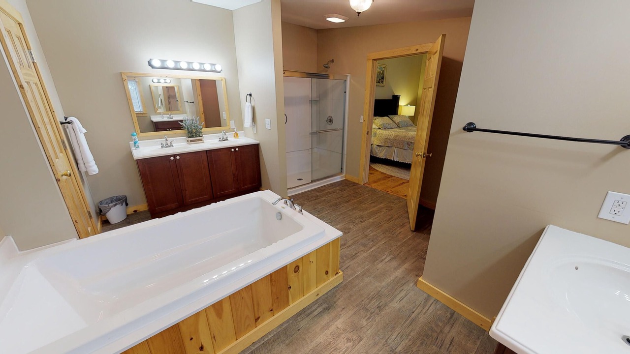 Photo of Bathroom in Nelsonville