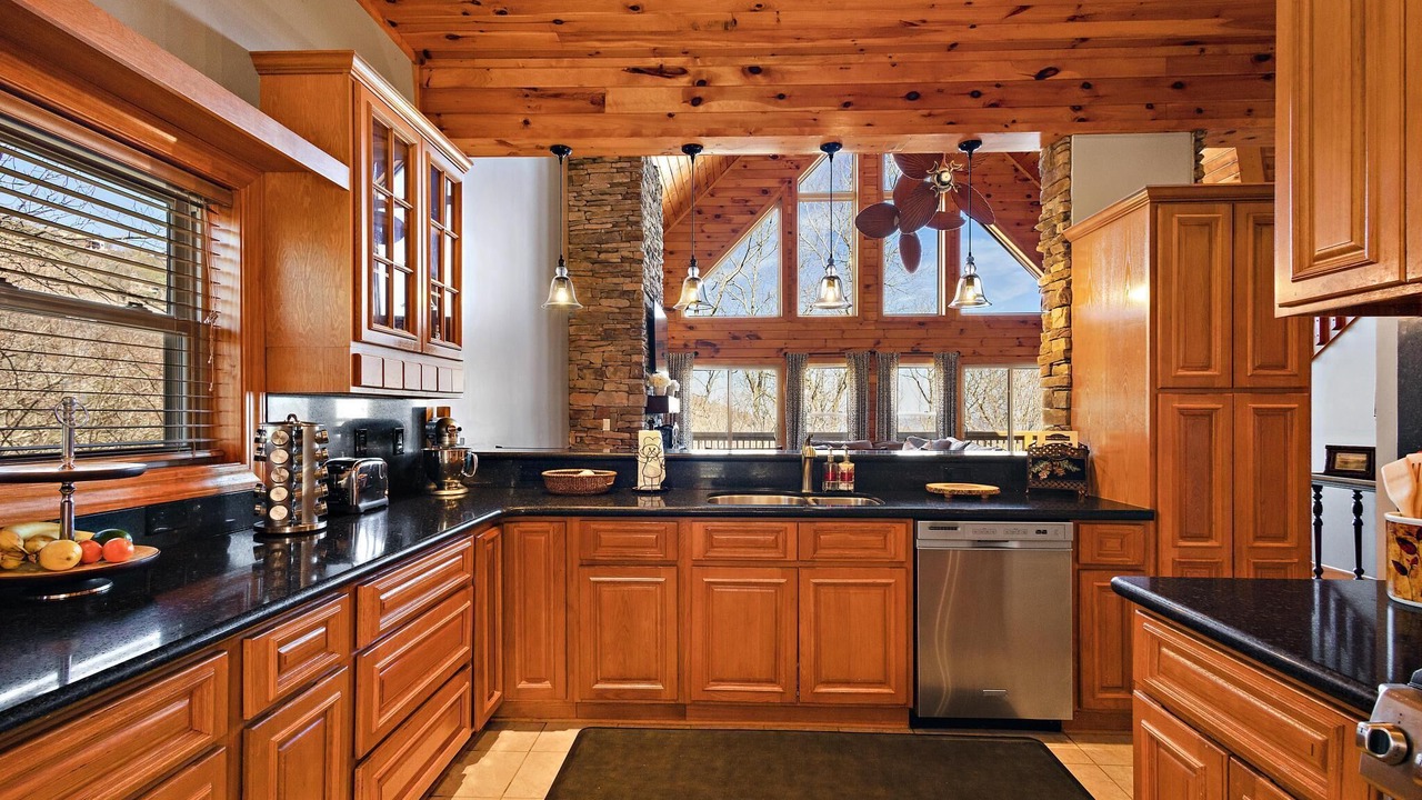 Photo of Kitchen in Beech Mountain