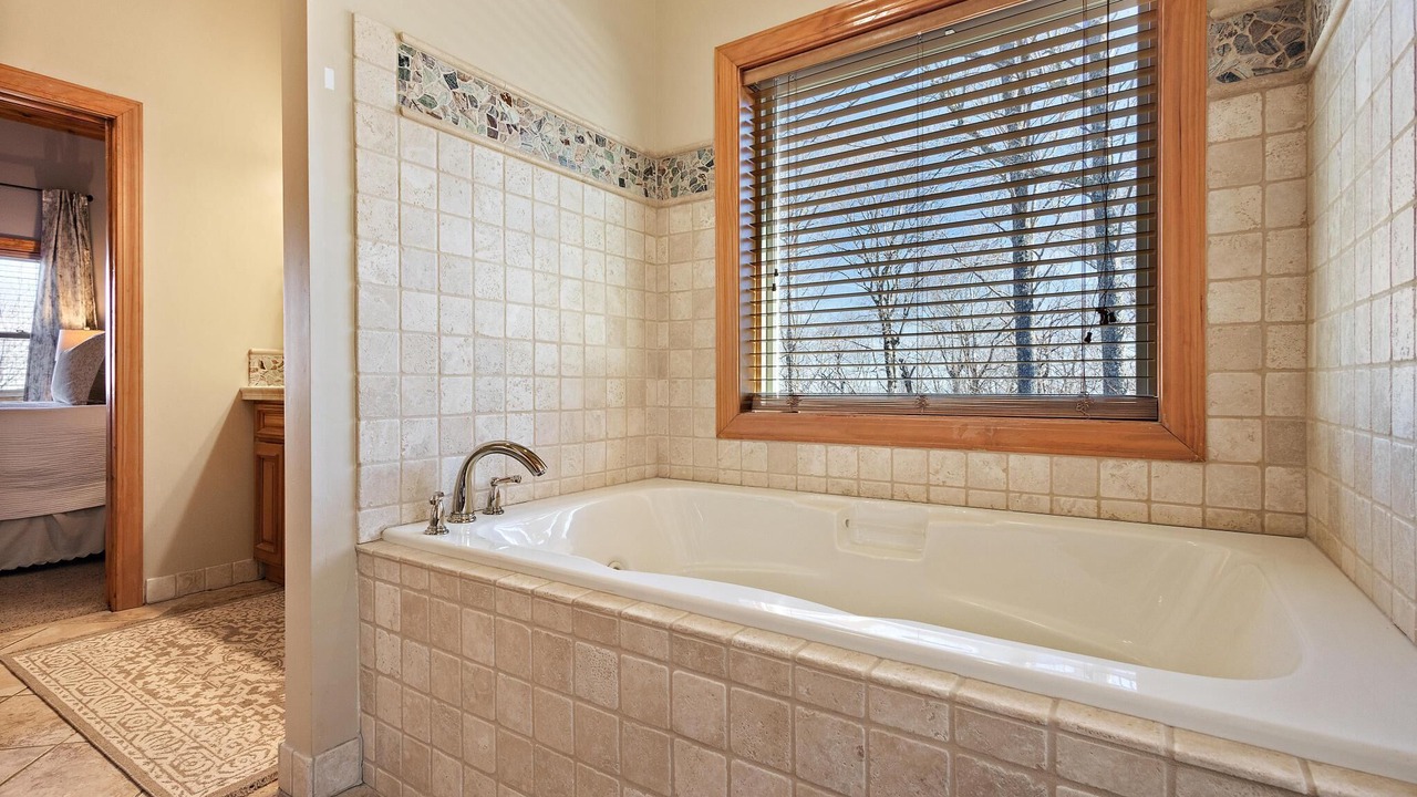 Photo of Bathroom in Beech Mountain
