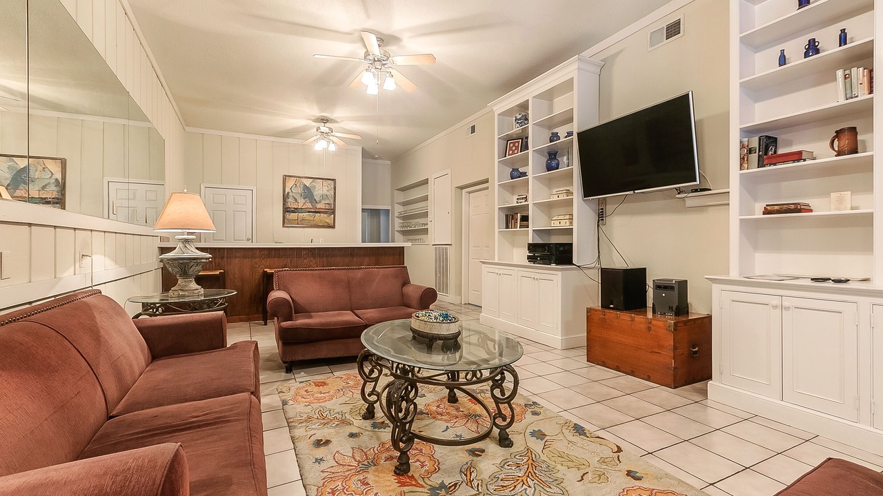 Photo of Livingroom in Treme