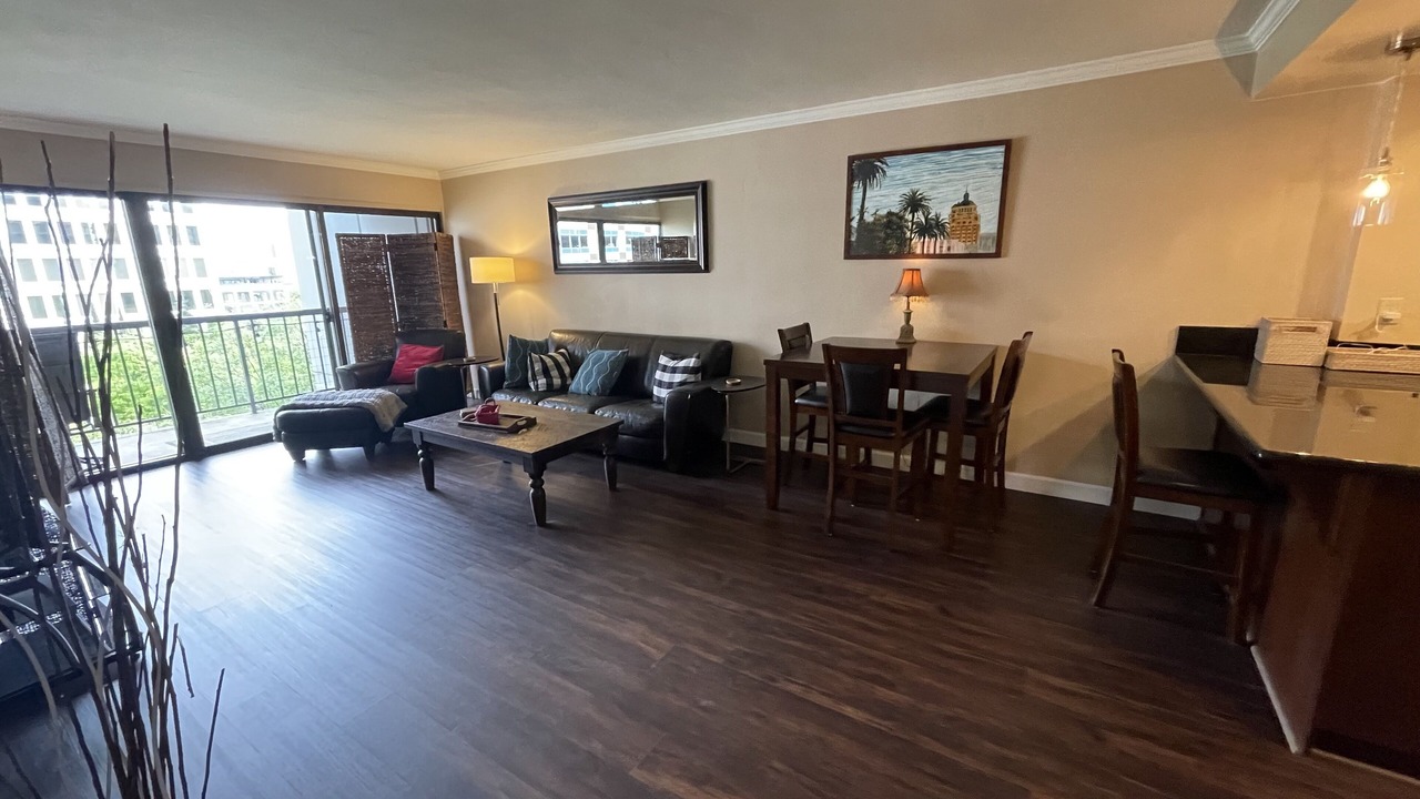 Photo of Livingroom in Downtown Sacramento