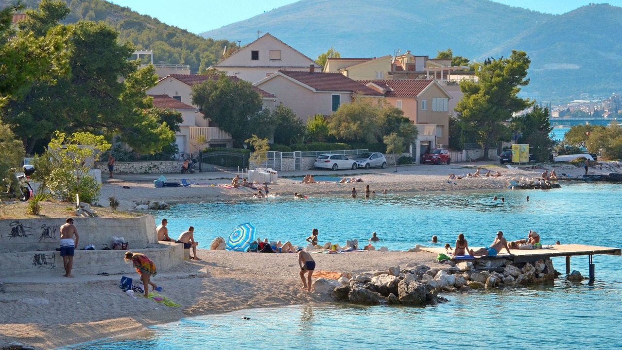 Photo of Others in Mastrinka