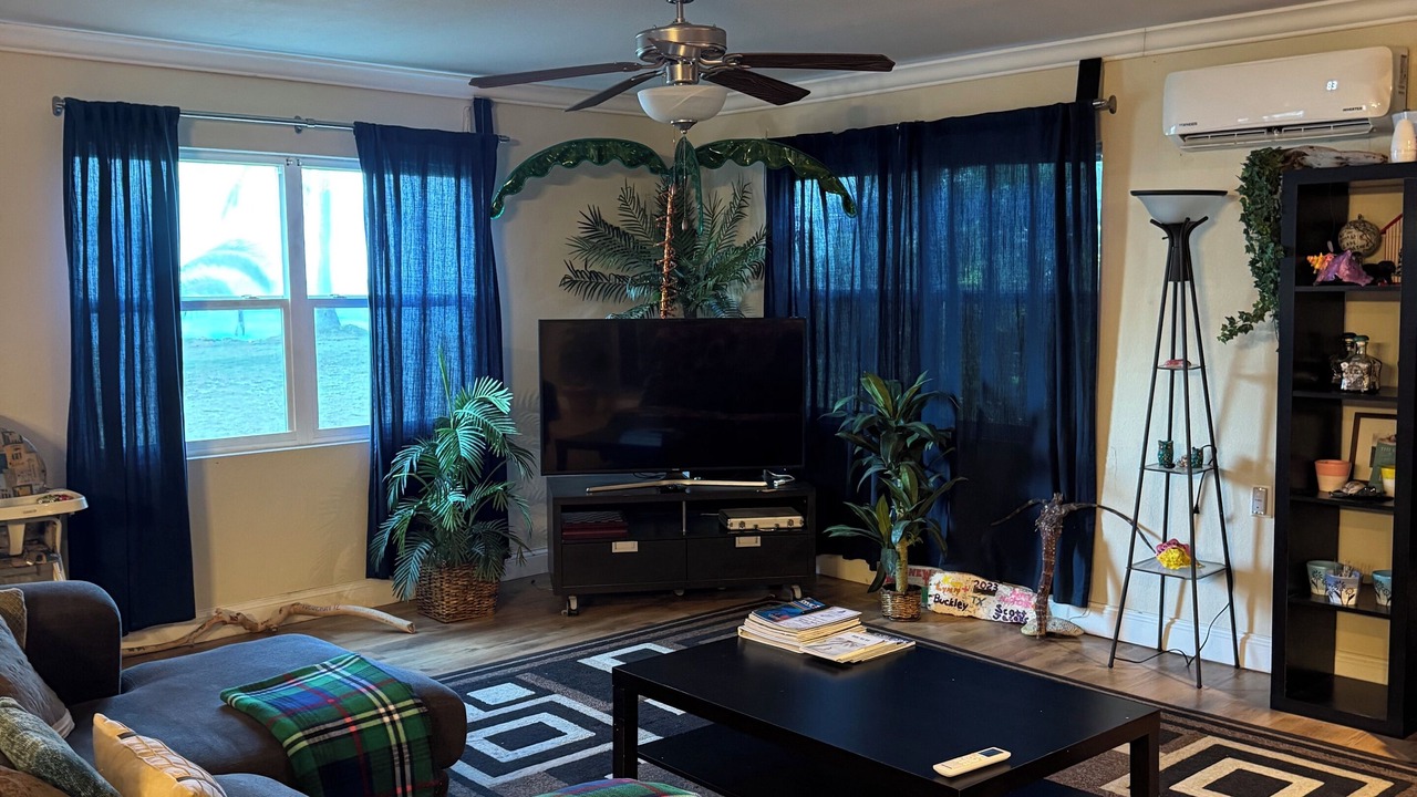 Photo of Livingroom in West End