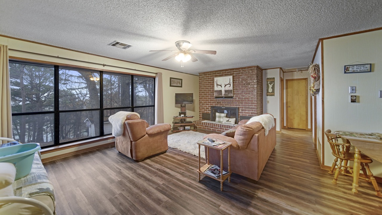 Photo of Livingroom in Dennis