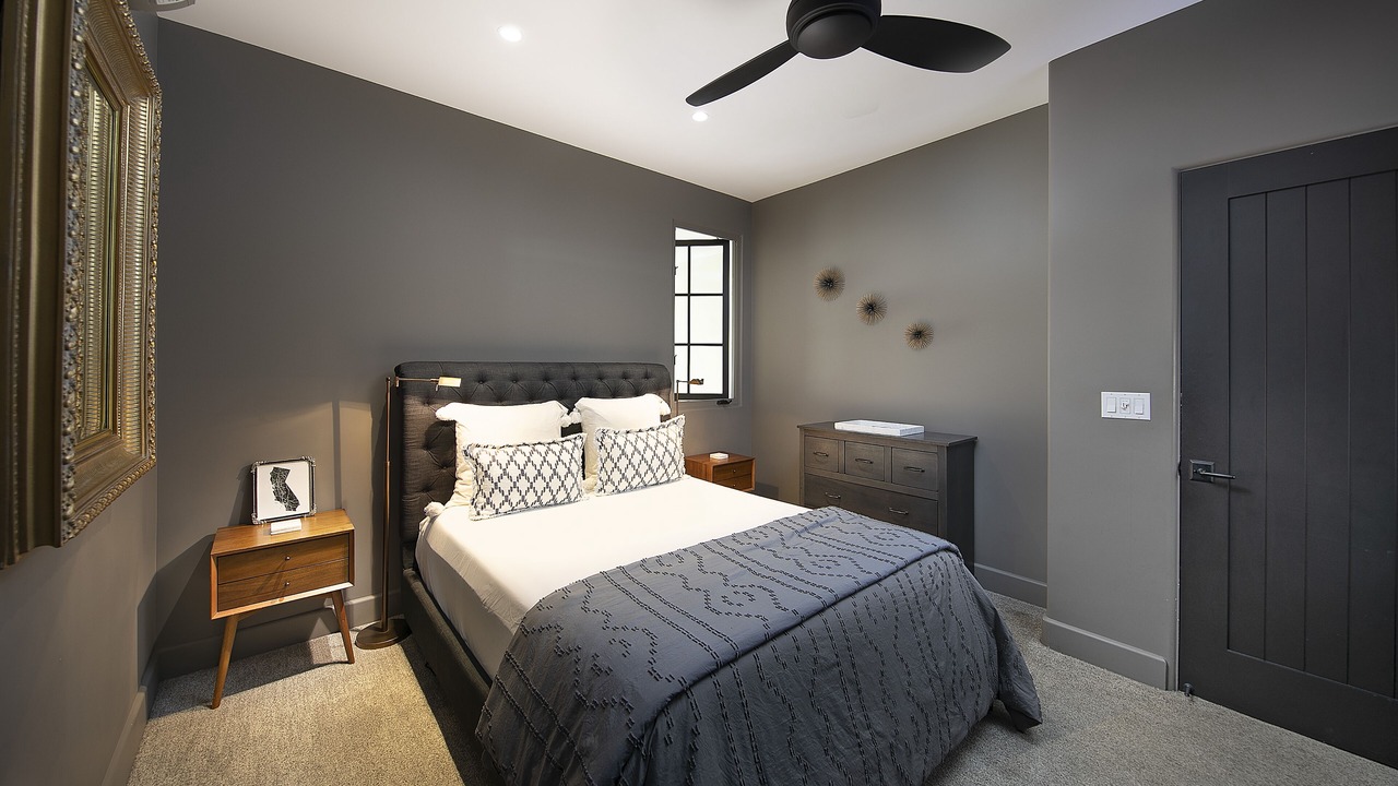 Photo of Bedroom in Historic Downtown Santa Barbara
