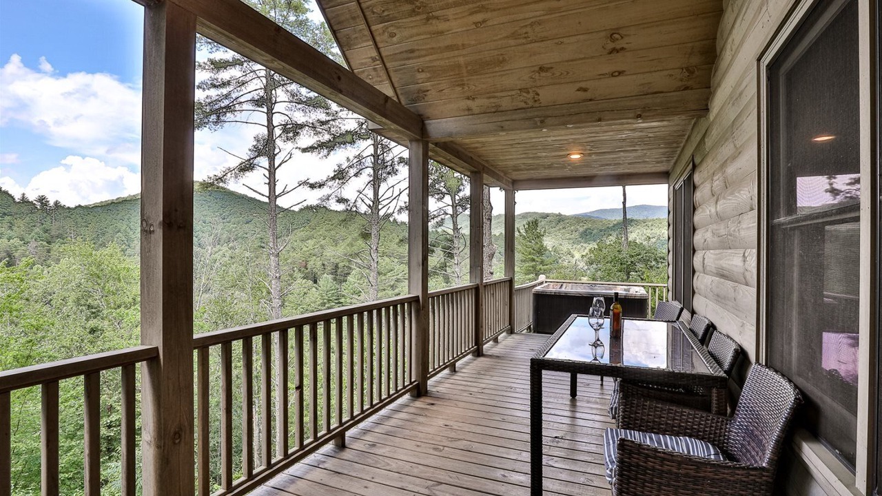 Photo of Outdoor in Cherry Log