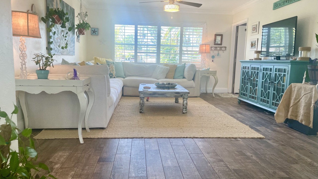 Photo of Livingroom in Central Naples