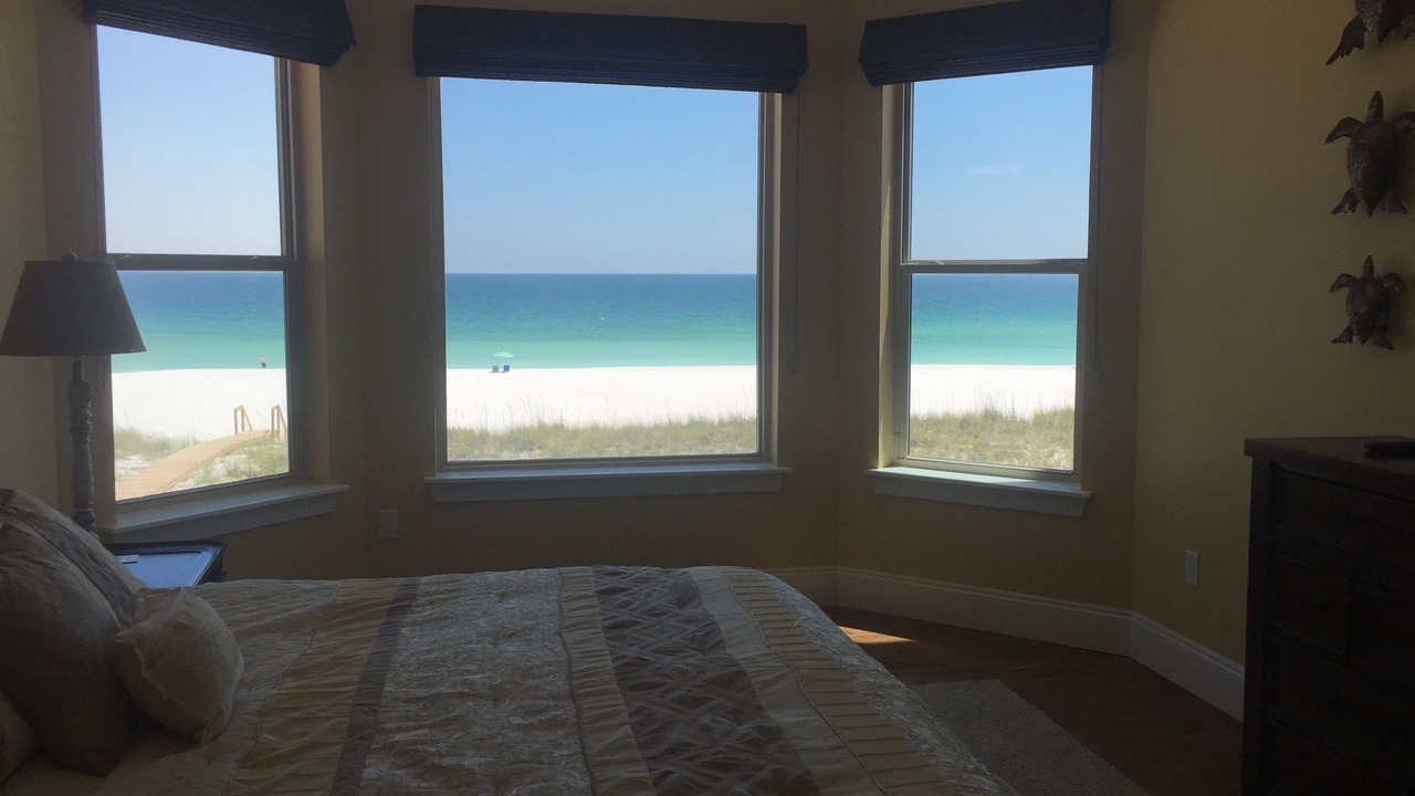 Photo of Bedroom in Navarre Beach