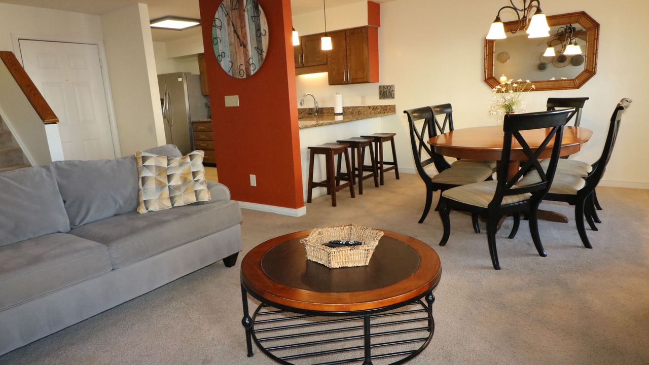 Photo of Livingroom in Northeast Virginia Beach