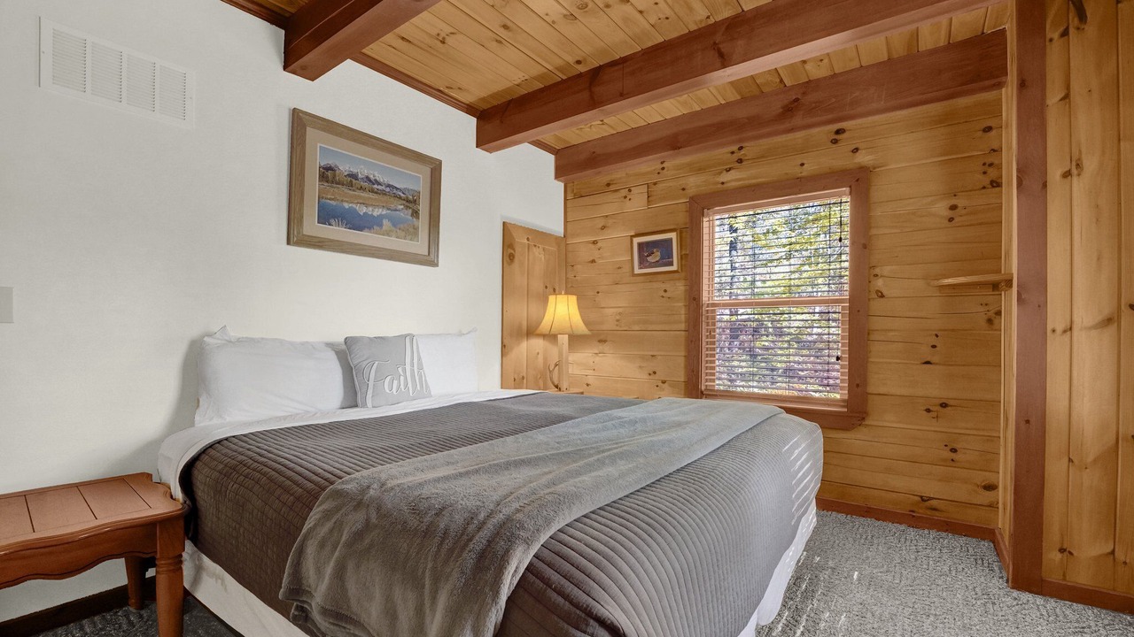 Photo of Bedroom in Rockbridge